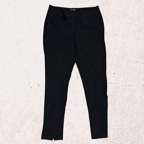 Charlie B. Black Ankle Pants - Picture 1 of 4